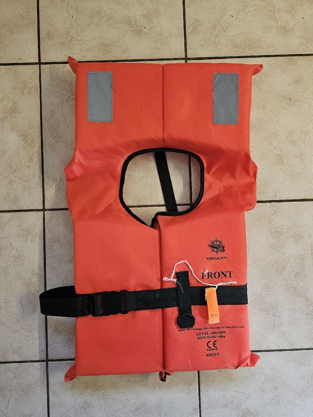 Gilets de sauvetage: Rettungsweste – D'occasion à Meisterschwanden par Hummer21