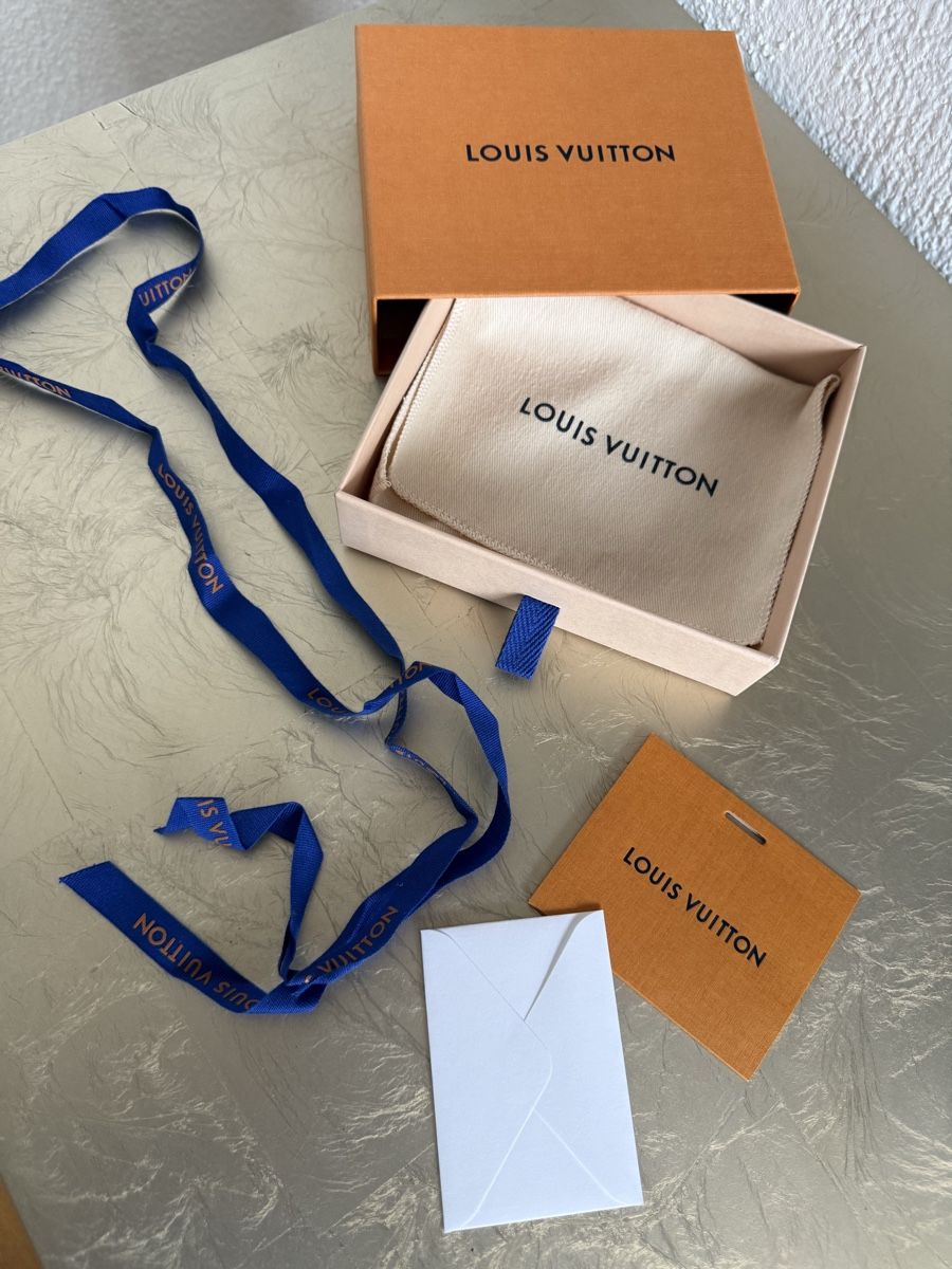 Tutte le decorazioni: LOUIS VUITTON GESCHENKBOX SET – Nuovo (secondo la descrizione) da Rorschacherberg venduto da drdupor 2