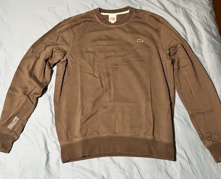 Pull Lacoste taille M