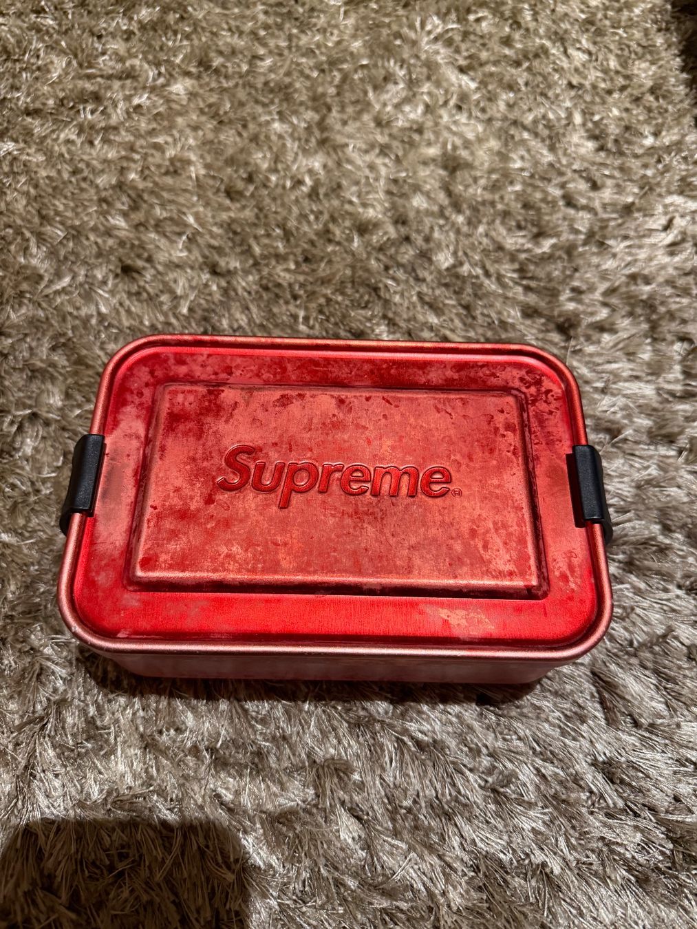 Casse di trasporto: Supreme SIGG Metalboxx | Rot – Difettoso da Küsnacht ZH venduto da jul_2bwq