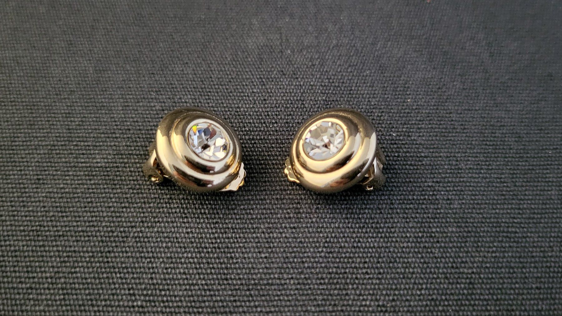 Orecchini pendenti & Orecchini a lobo: Vergoldete Modeschmuck-Clips – Usato da Basel venduto da spinne02