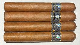 Zigarren aus Nachlass - 4 Stück Cohiba Behike 56