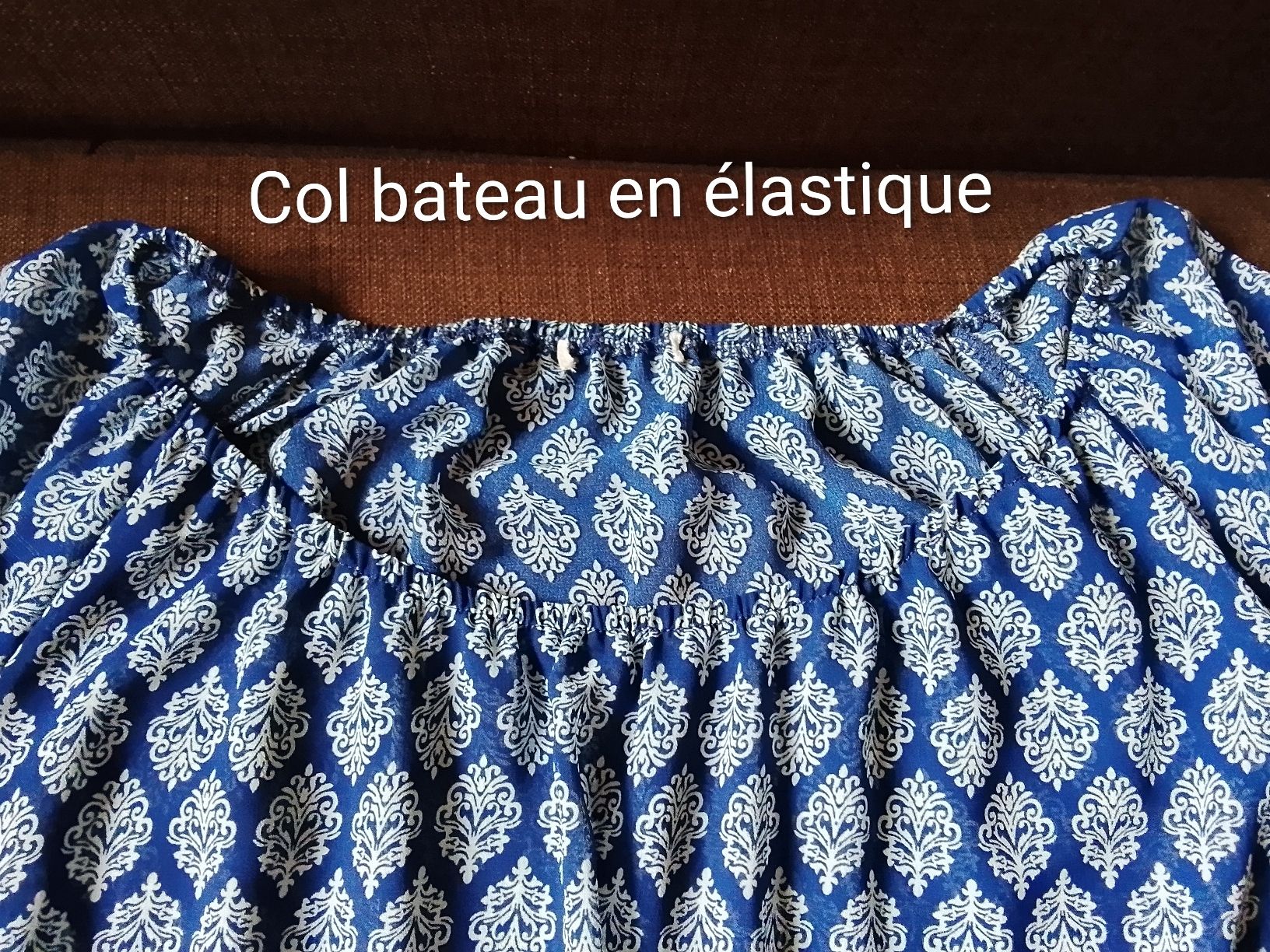 Tops: Blouse col bateau imprimée  – Neuf (Voir description) à Couvet par fat_kyl7 1