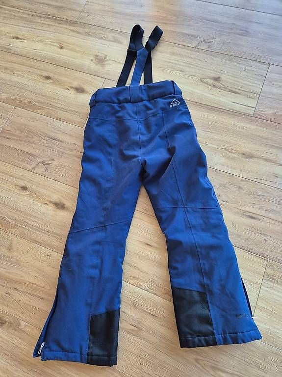 Pantaloni: Skihose dunkelblau Gr. 140 – Usato da Thun venduto da Lexu4444