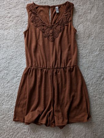 Brauner Jumpsuit, Grösse XS, Sommer