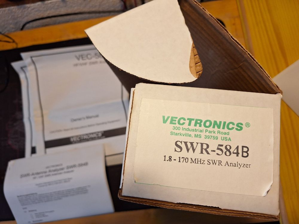 VECTRONICS SWR-584B Antenna Analyzer Funktecnik (Gebraucht) in Canobbio ...