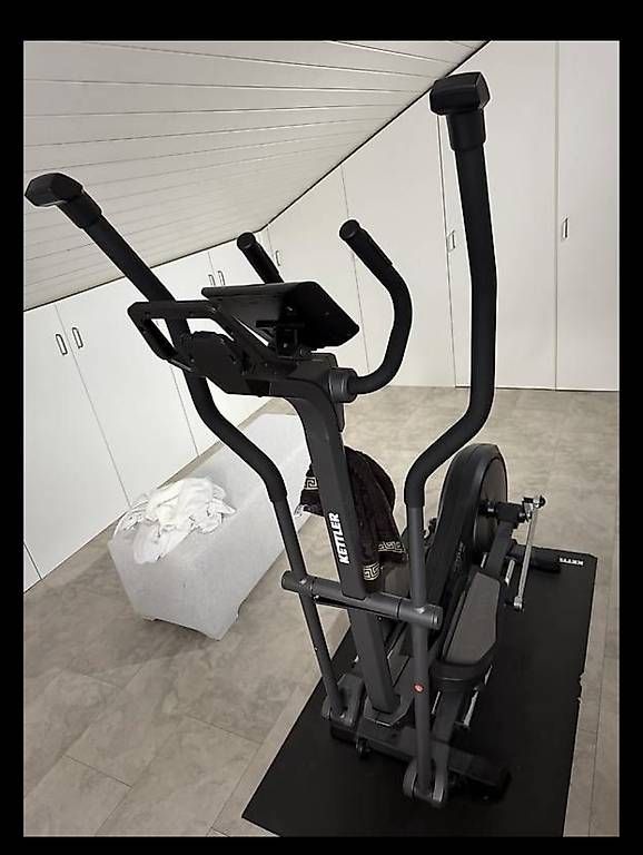 Hometrainer: crosstrainer  – Usato da Adligenswil venduto da balboa5