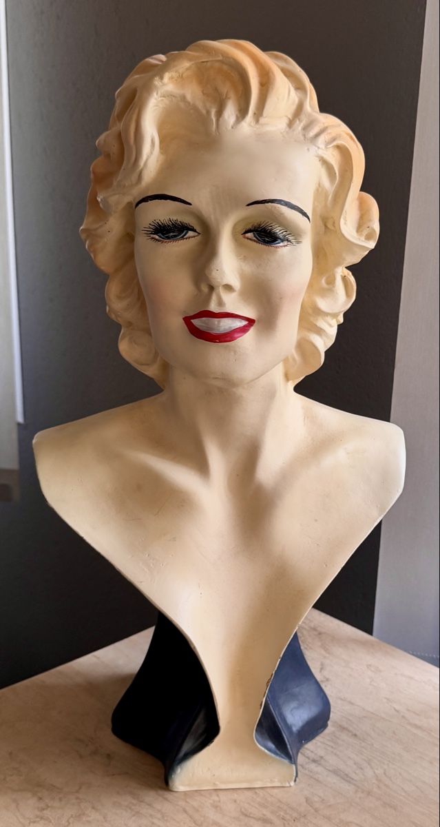 Statuette: Marilyn Monroe Figur Büste Statue Dekofigur Deko Rockabilly – Usato da Rothrist venduto da Luckywinner