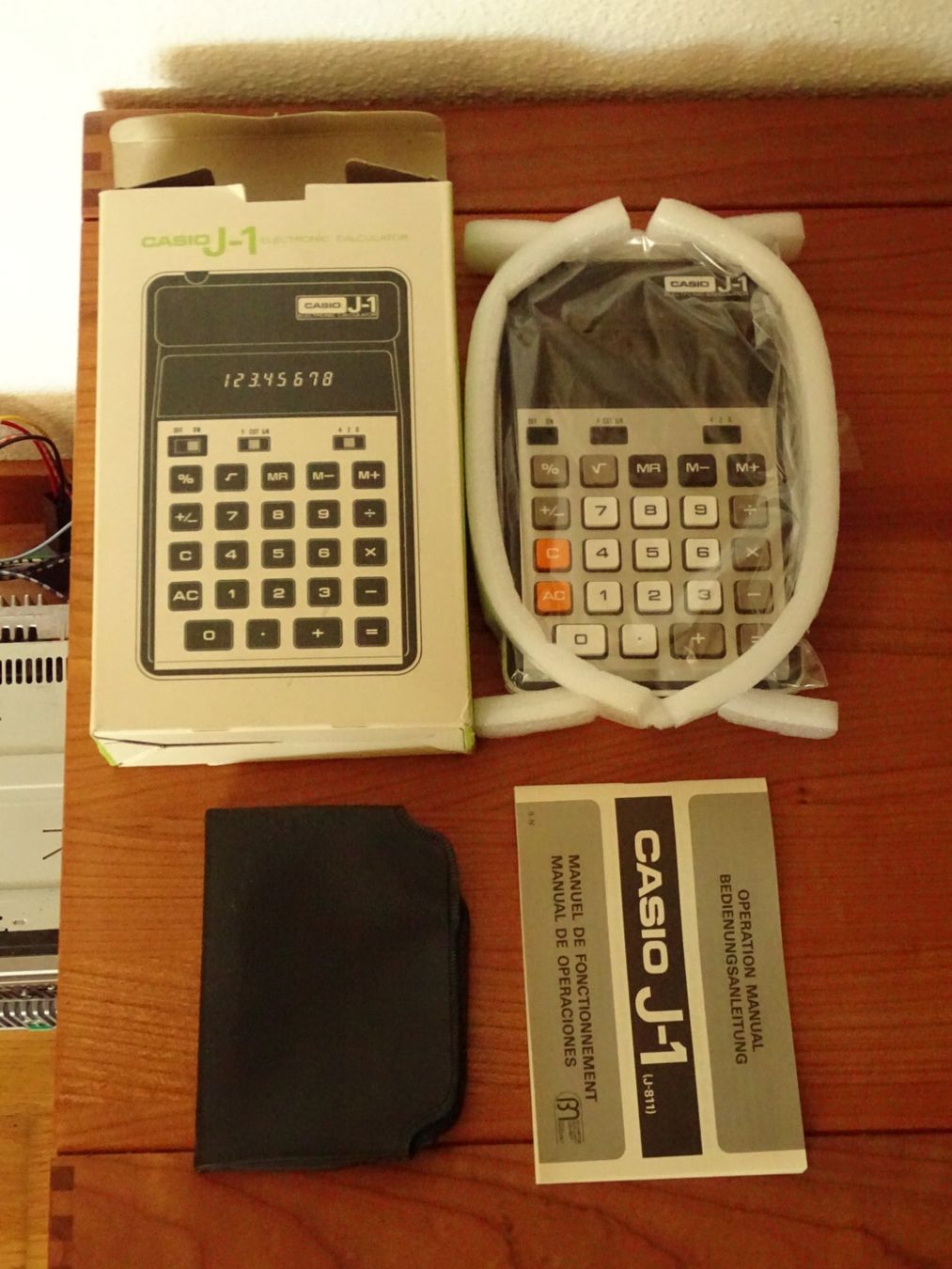 Casio Calcolatrici tascabili: Casio Taschenrechner J-1  originalverpackt !!!!! – Nuovo (secondo la descrizione) da Hirzel venduto da Musicman03 1