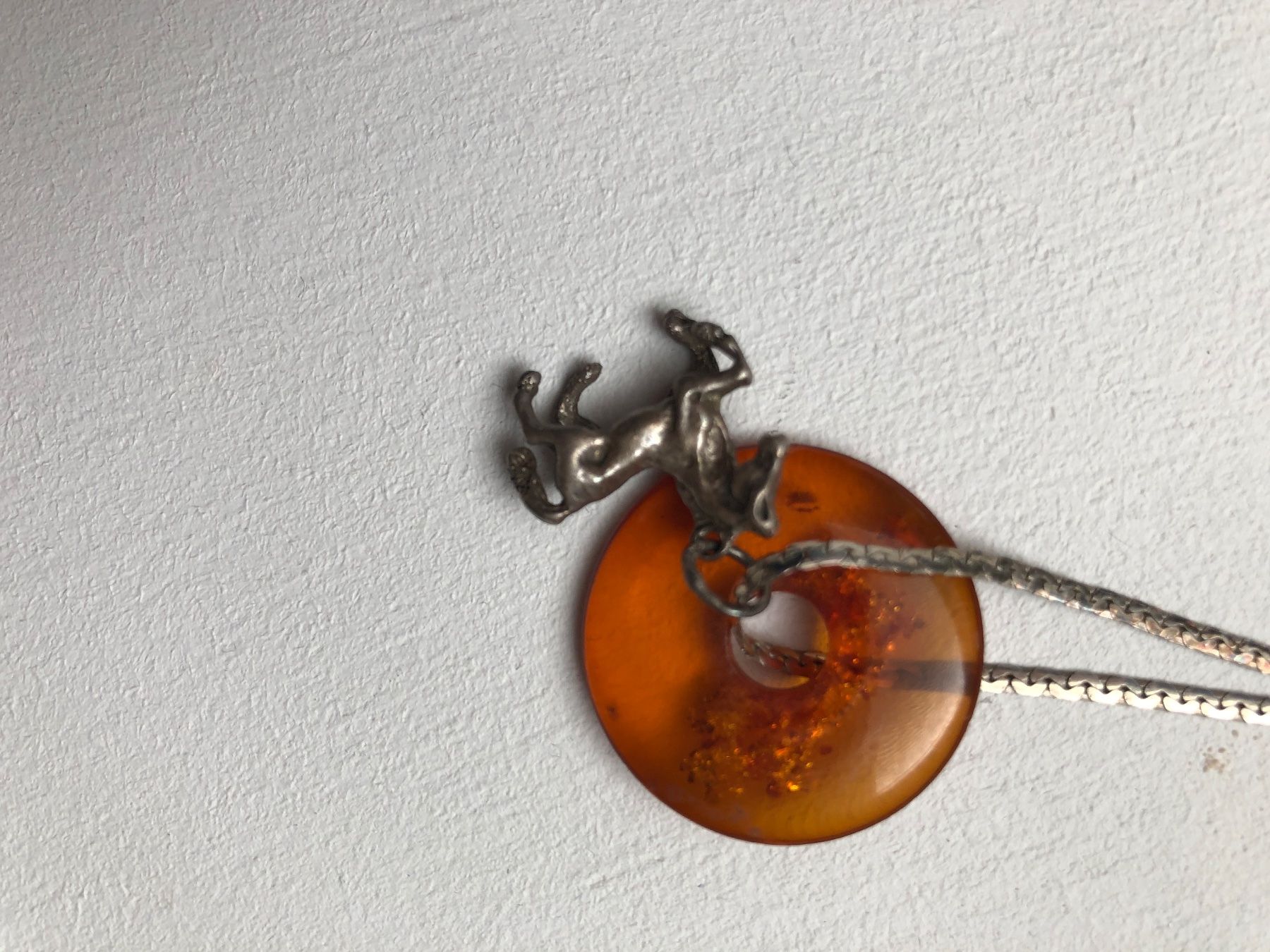 Catenine: Echt Silber Kette mit ECHT Bernstein+ Pferd echt silber – Usato da Buchs-ZH venduto da Birikina 1