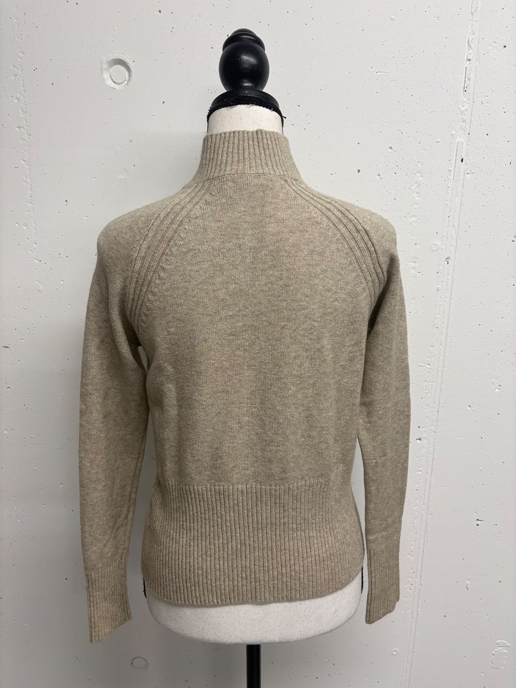 Twinset Pulls & Sweat-shirts: Twinset Pullover beige Viskose Gr. S Turtleneck Feinstrick – Neuf (Voir description) à Regensdorf par secondchancefashion 3
