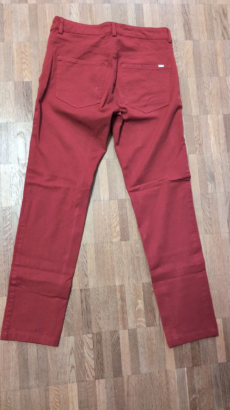 Mango Pantaloni: MNG Hose, Gr. 36, Weinrot – Usato da Bern venduto da Orwahn 2