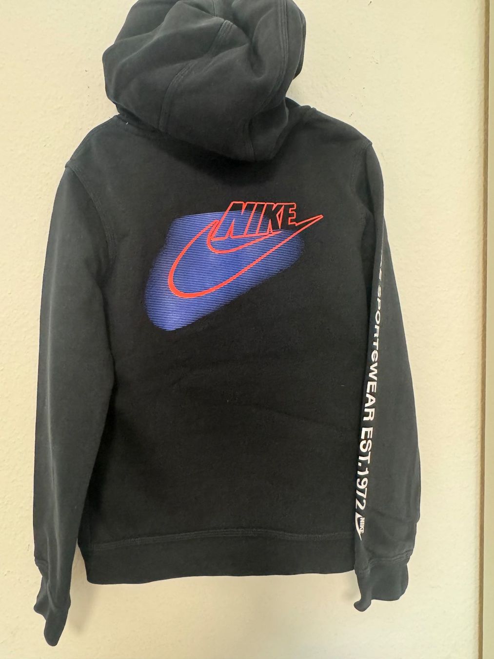 Nike Lotti & Set di vestiti: Ensemble Nike noir Enfant taille M – Usato da Chatelaine venduto da lae_7h8n 1