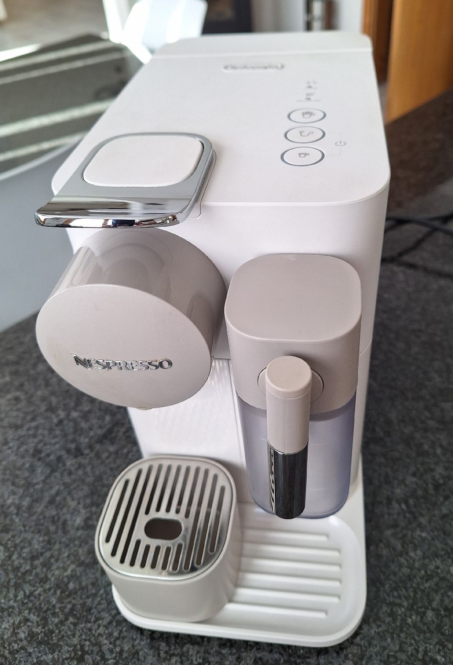 Kaffeemaschinen & Espressomaschinen: Delonghi Kaffeemaschine – Gebraucht aus schluein von ciara011