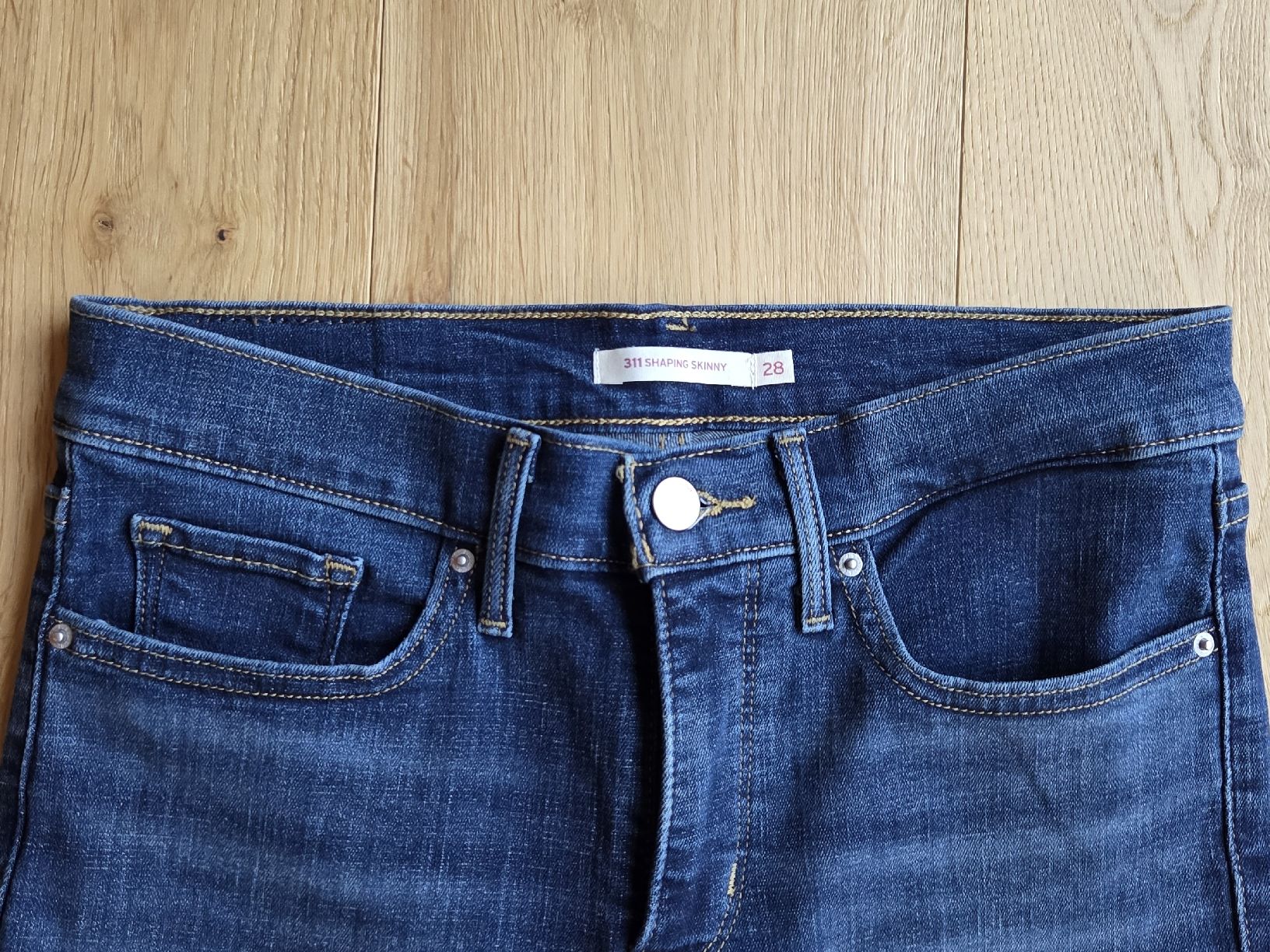 Levi's Jeans: schöne Jeans Levis, Levi Strauss – Neu (gemäss Beschreibung) aus Wiesendangen von Sinhuk 1