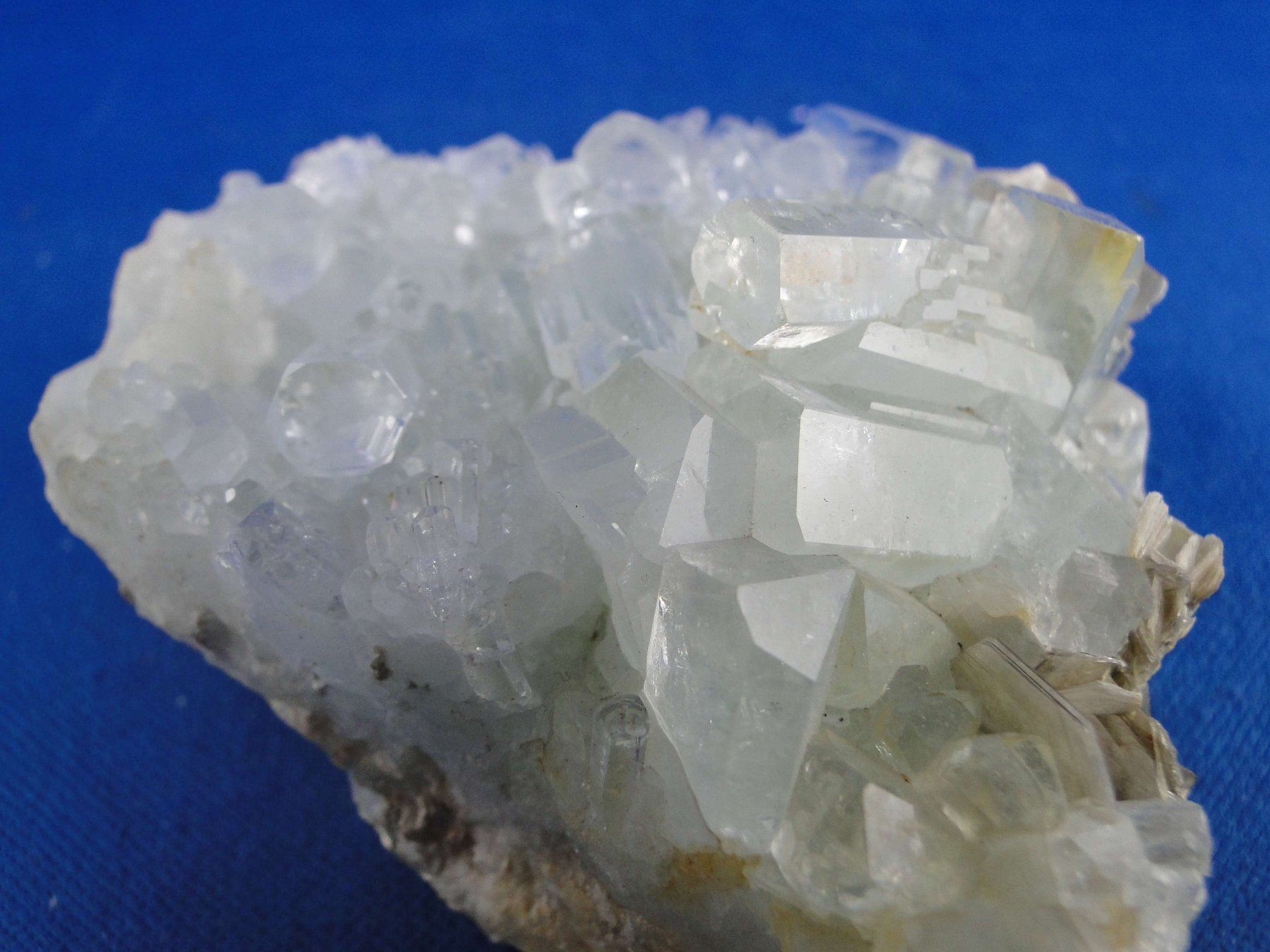 Minerali & Pietre curative: Aquamarin – Usato da Schinznach Bad venduto da Demerald 6