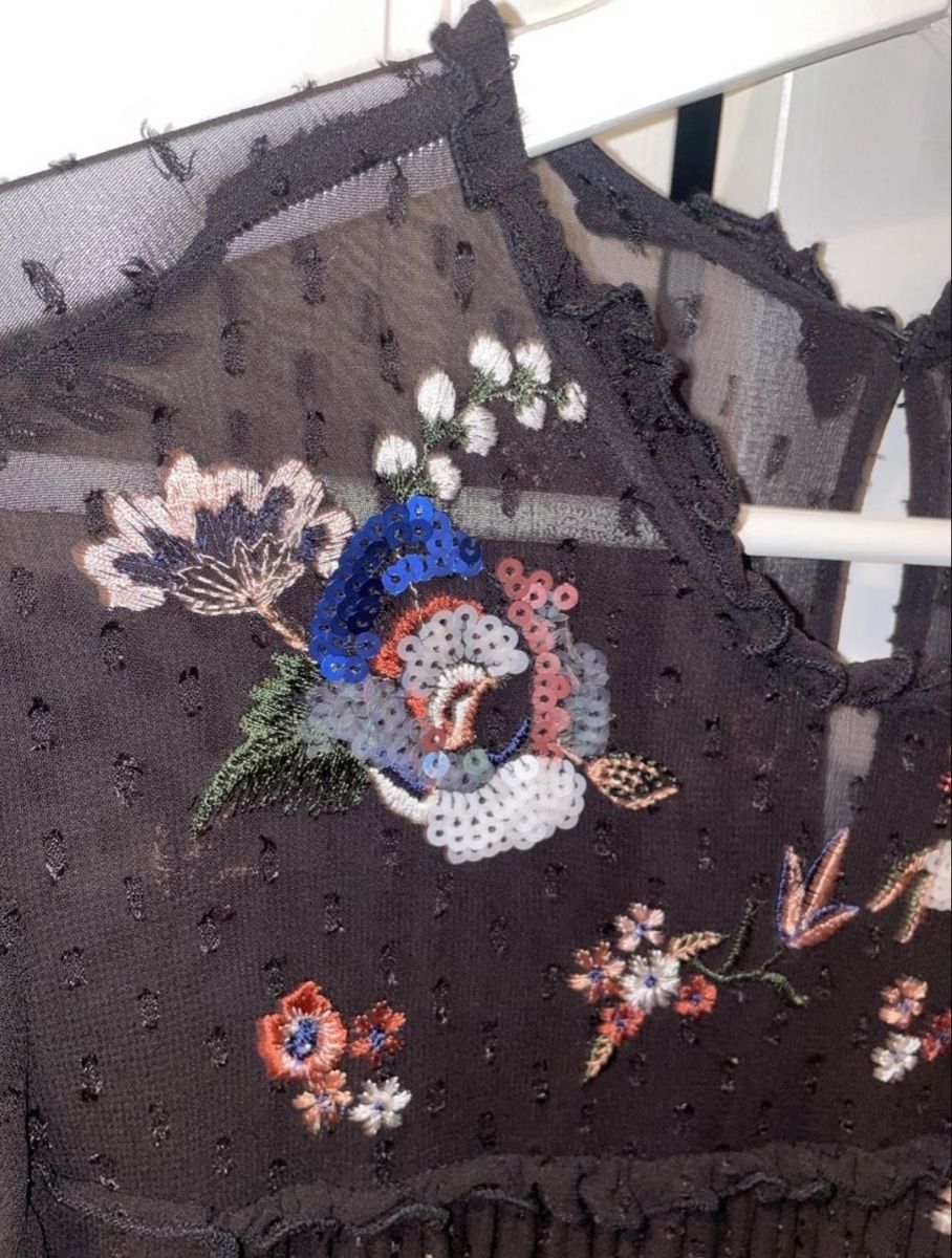 Vestiti: Black Floral Mini Dress - Size Small – Usato da Bazenheid venduto da hat_96 3
