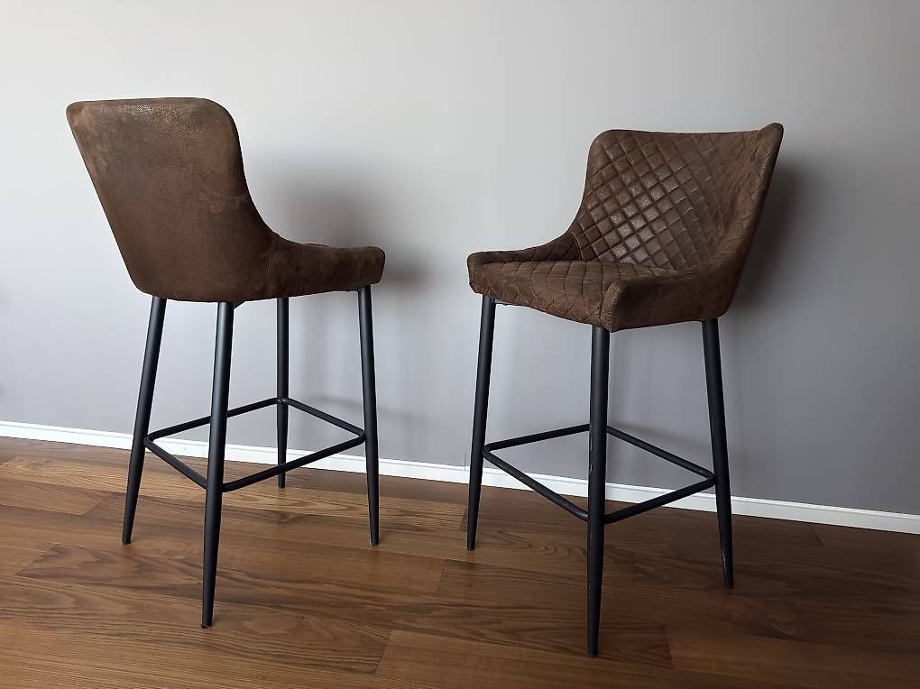 Hocker: Barhocker braun / Stoffbezug – Gebraucht aus Beinwil am See von nik_jali0803