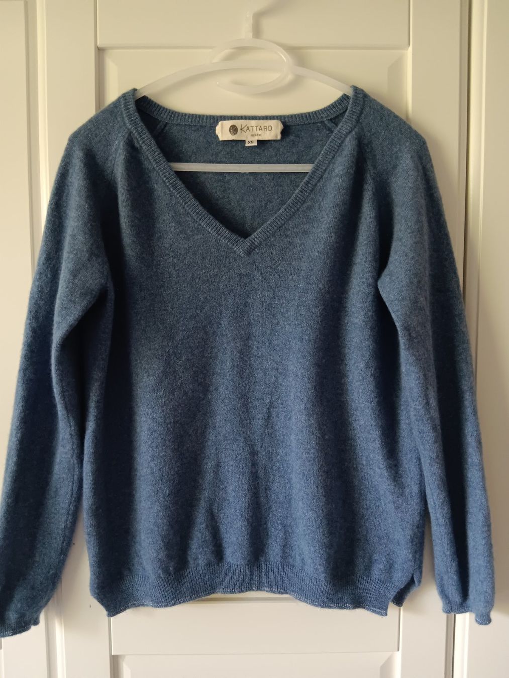 Pullover & Sweatshirts: KATTARD GENEVE Pullover en cachemire / Kaschmir Pullover XS – Gebraucht aus Cossonay-ville von Super-Price-Quality