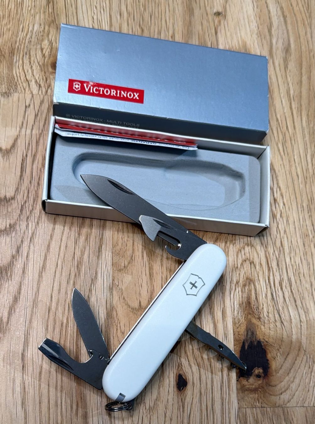 Victorinox Taschenmesser: VICTORINOX TASCHENMESSER HOWEG – Neu und originalverpackt aus Zürich von Frei-Occasionen 6