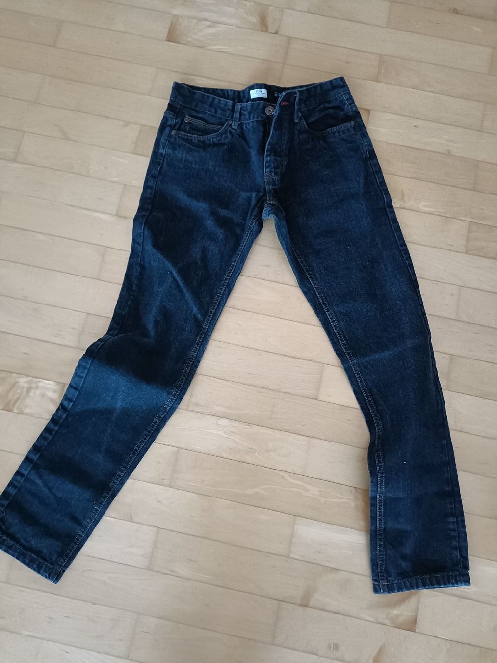 Jeans: Neuwertige Jeans 32/46 – Neu (gemäss Beschreibung) aus Gossau SG von scania1509
