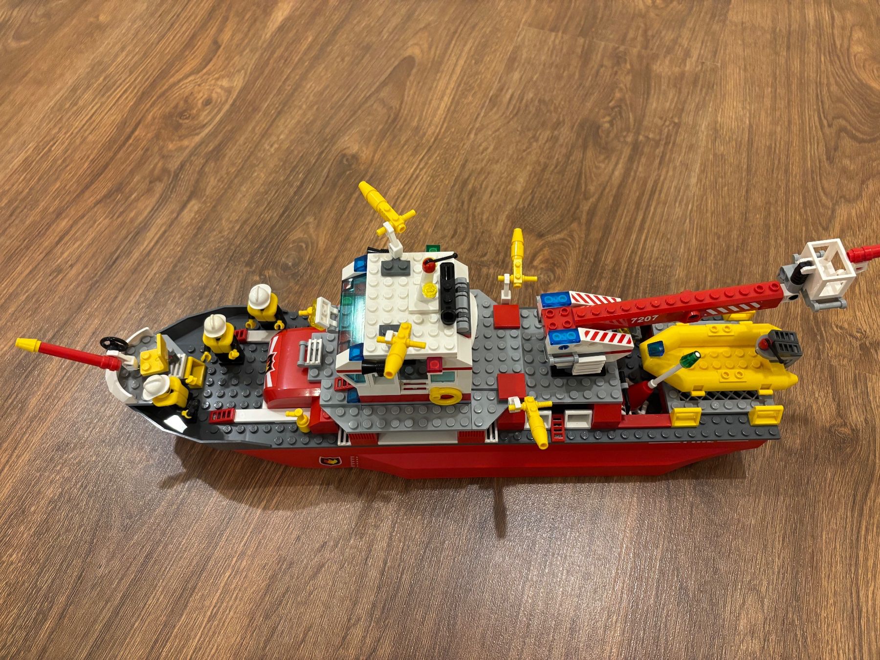 Lego Baukästen: LEGO City 7906 Feuerwehrschiff – Gebraucht aus Langenthal von Wym0 8