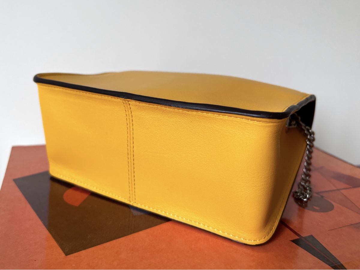 Furla Borse da donna: Wunderschöne gelbe Furla Tasche! – Usato da Fischbach LU venduto da Dear.Luki 4