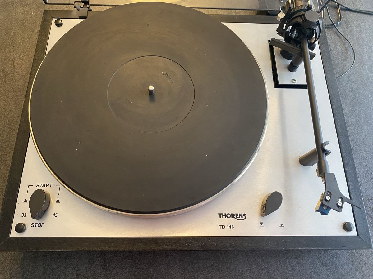 Thorens Tourne-disques: Platine Vinyle Thorens TD 146 – D'occasion à Penthéréaz par Mumuhammer 1
