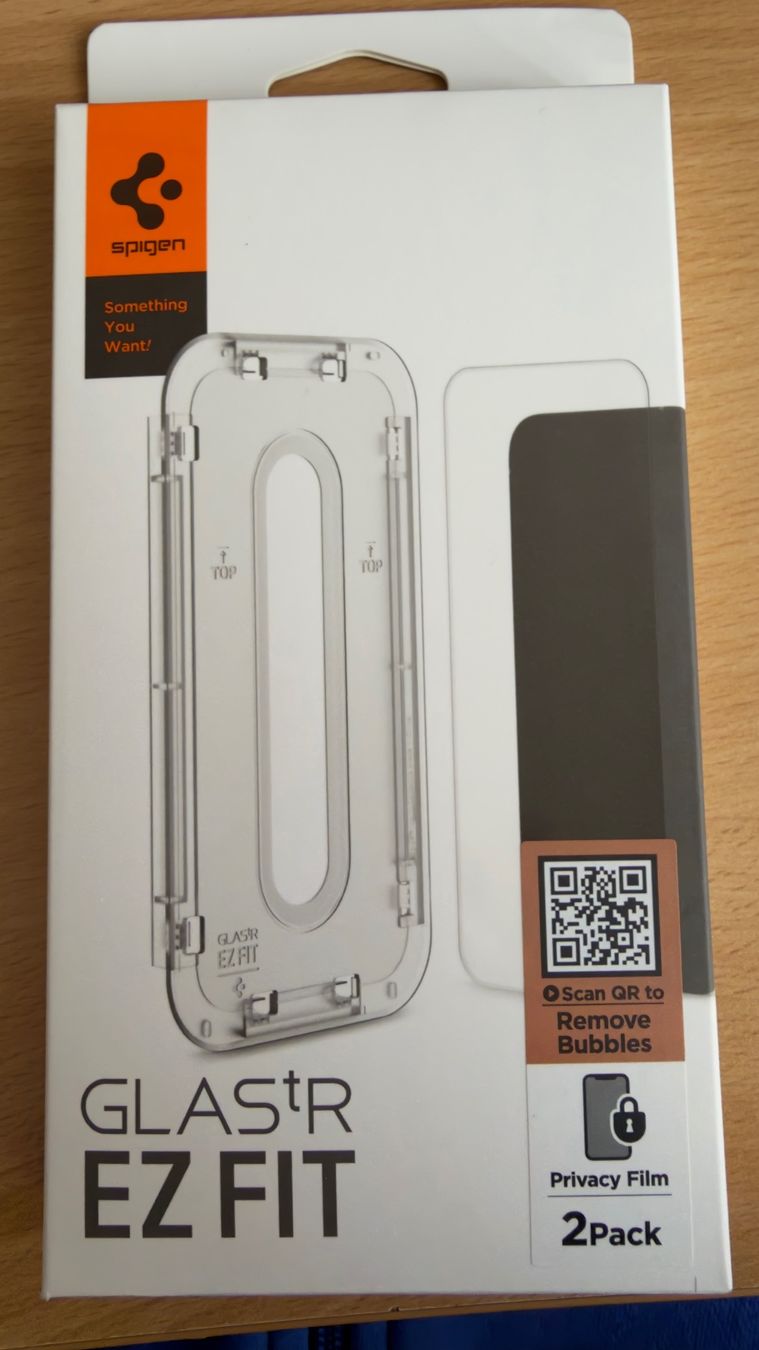 Ritocchi & pellicole di protezione: iPhone 16 Pro Glas Tr EZ Fit Privacy Panzer Glas – Nuovo e nell'imballaggio originale da Mellingen venduto da Tiger1975