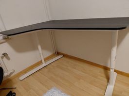 IKEA Eckschreibtisch höhenverstellbar  162 × 110 × 61 cm