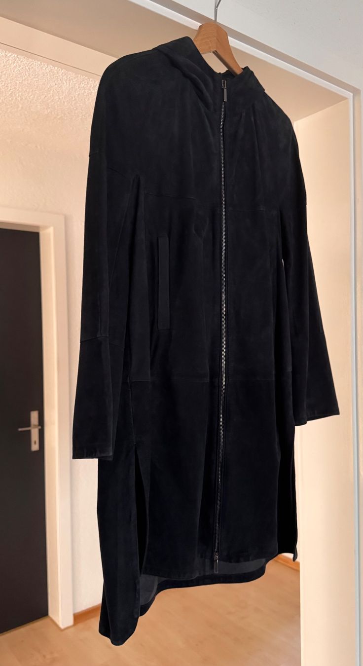 Max Mara Cappotti: Max Mara Wildledermantel, Gr. 36, neuwertig – Usato da Wilderswil venduto da Renaissance1 1