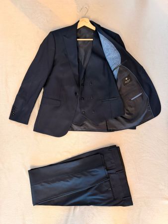 AUSVERKAUF! Eleganter Herren Anzug Einzelstück NEU!