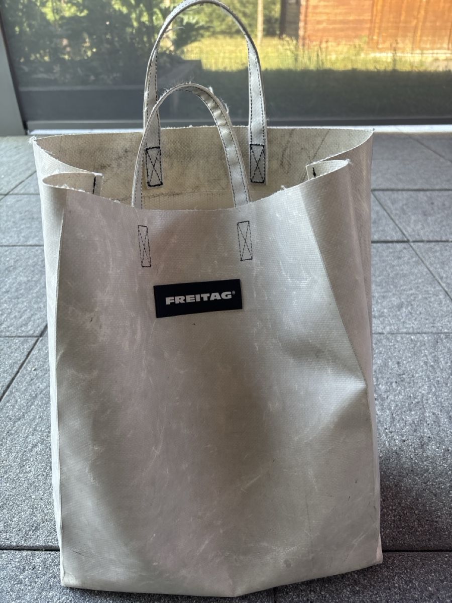 Freitag Borse: Sac cabas Freitag style Sunny – Usato da Courgenay venduto da Mthunderball