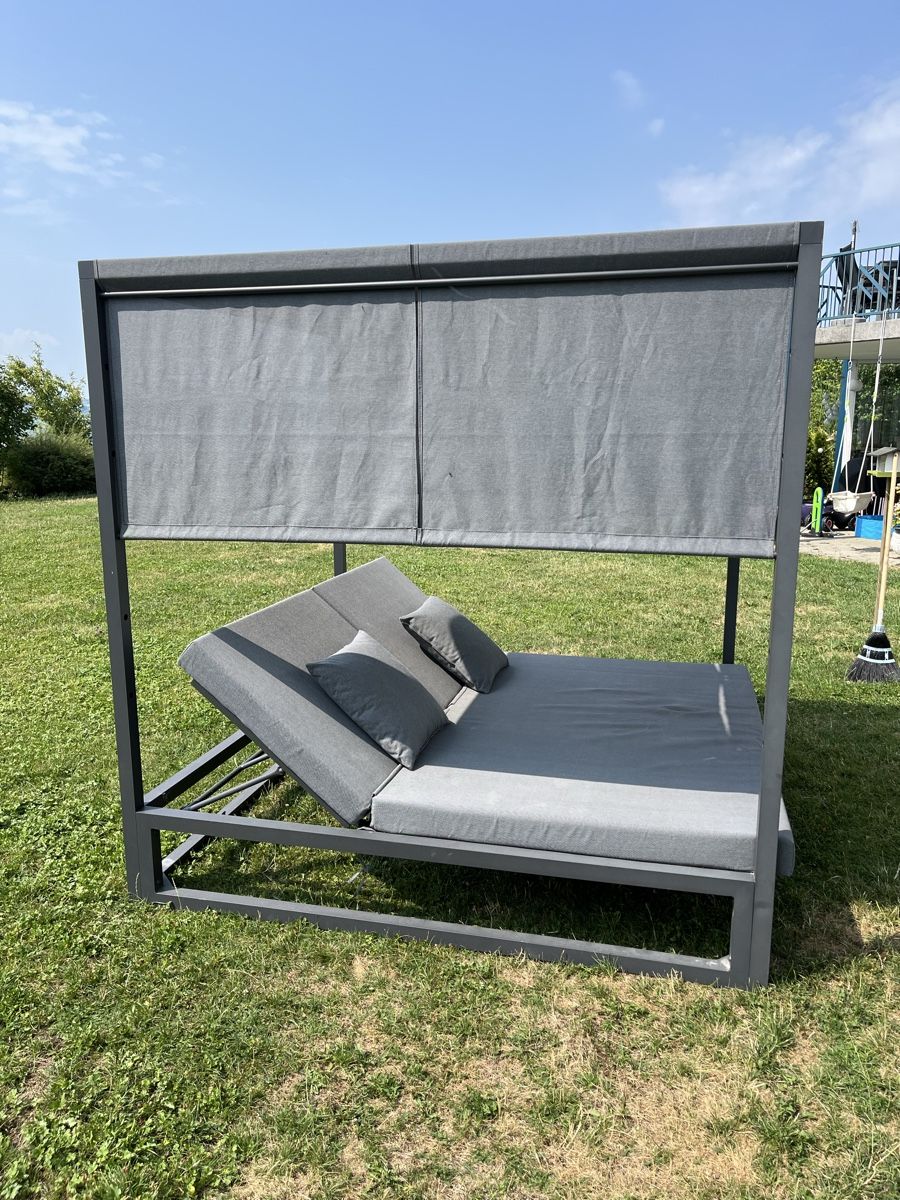 Liegen & Liegestühle: Outdoorbett, anthrazit, super Zustand – Gebraucht aus Hildisrieden von Gwennn 1