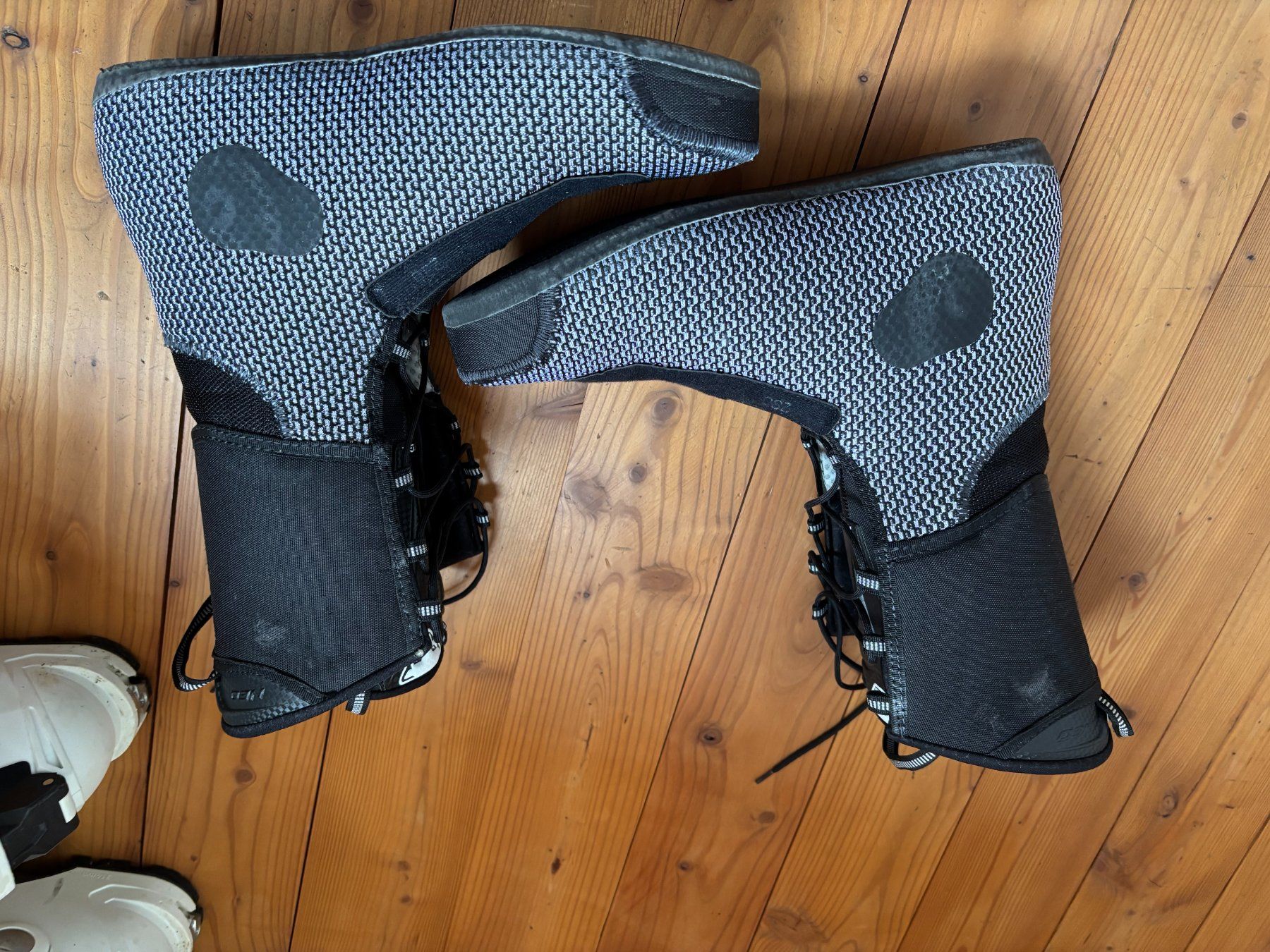 Dynafit Herrenschuhe: Dynafit Tourenskischuhe Gr. 280 mm – Gebraucht aus Sedrun von maoamm 1