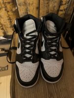 Basket Nike Dunk High Retro, Noir et Blanc, Taille 45,5