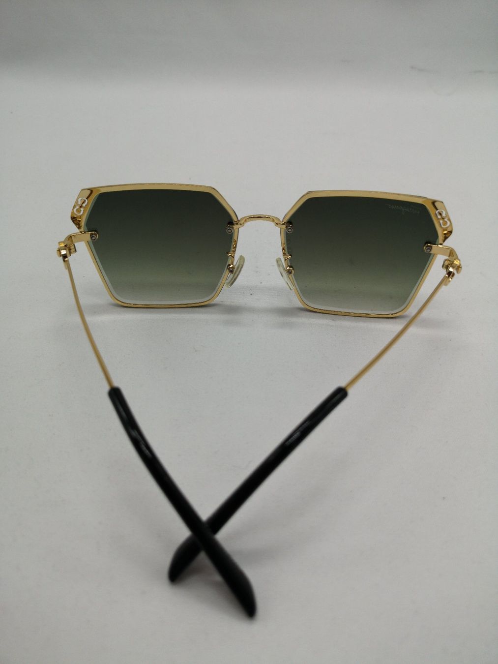 Salvatore Ferragamo Occhiali & Lenti: S. FERRAGAMO / Luxe - Qualité - Classe - Vintage – Usato da Bulle venduto da italicum 2