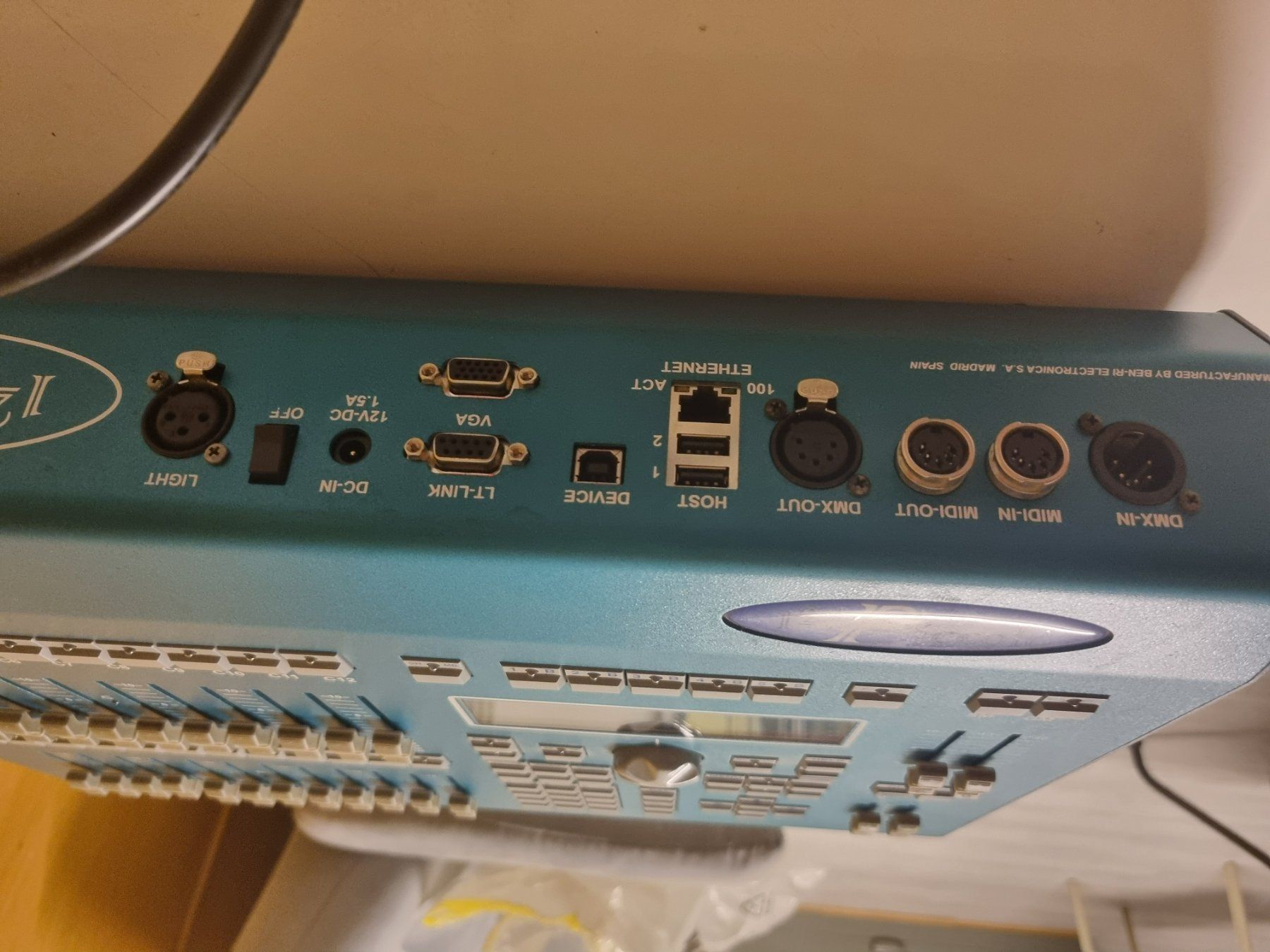 Console di mixaggio: Profi-Lichtmischpult / Lichtkonsole LT Light Piccolo 48 – Usato da Bottmingen venduto da Foernbachertheater 2