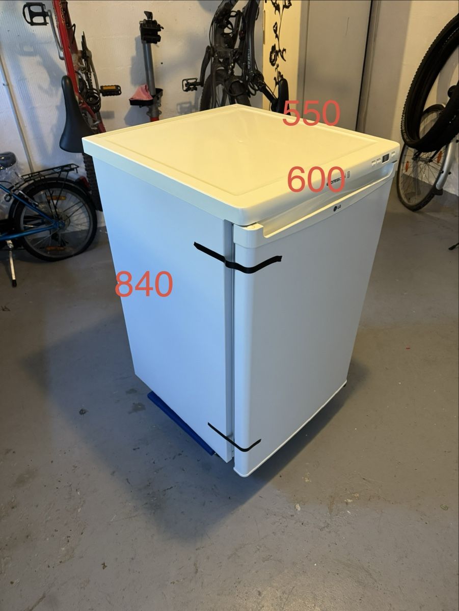 LG Congelatori: LG Express Cool Gefrierschrank – Usato da Oetwil an der Limmat venduto da Koelzema 1