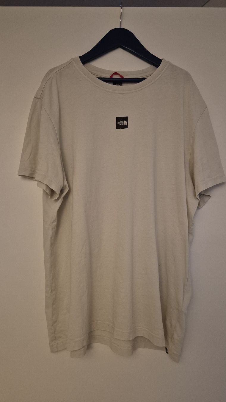 North Face T-shirts: The North Face T-Shirt, Gr. M – D'occasion à St. Gallen par justmeeee