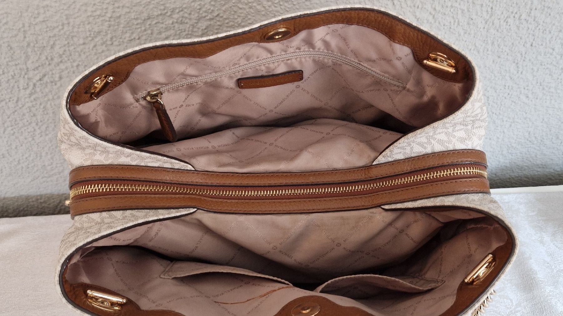 Michael Kors Taschen für Damen: Handtasche Michael Kors – Gebraucht aus Algetshausen von Sensounico 4
