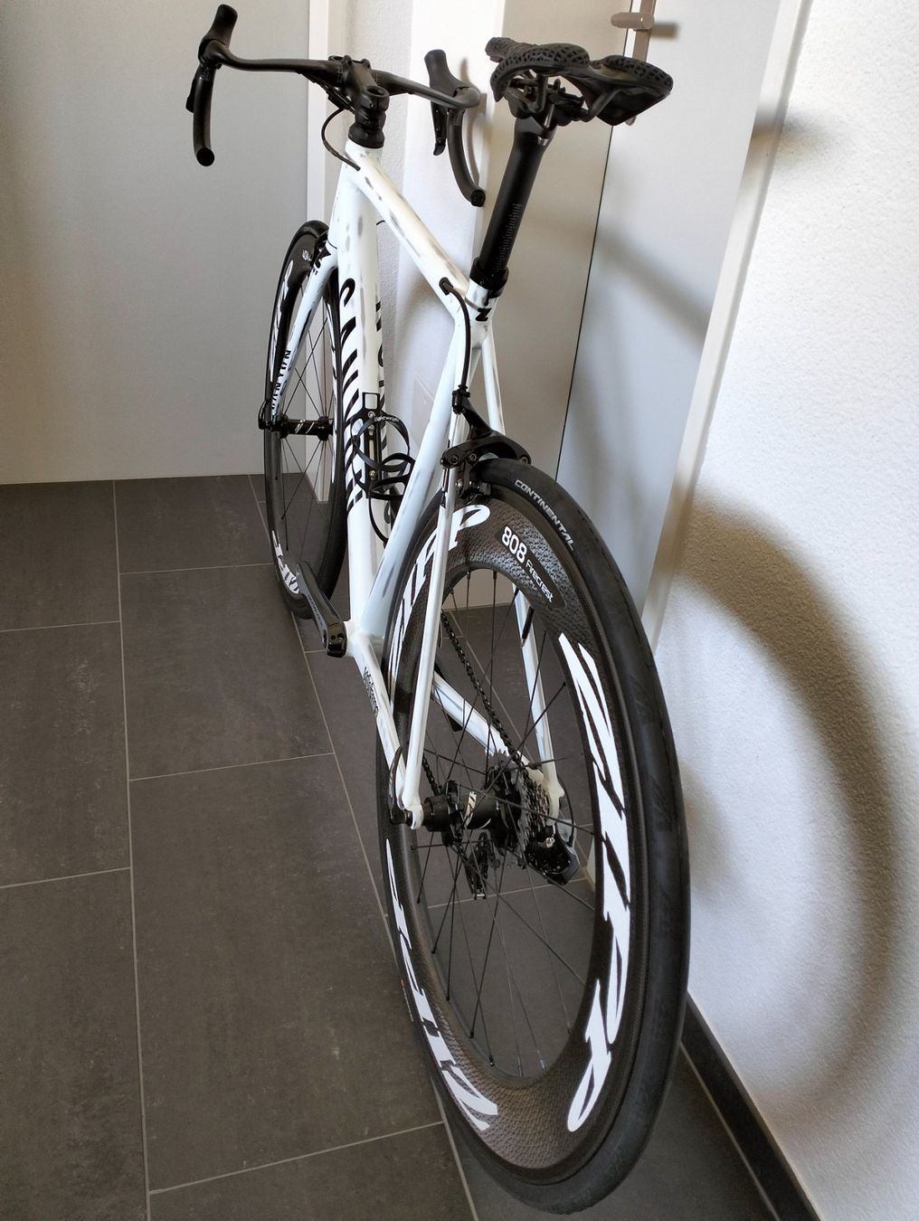 Canyon Velos: Canyon Ultimate AL F8 Rennrad (7.4kg) – Gebraucht aus Uster von KarlZH 9