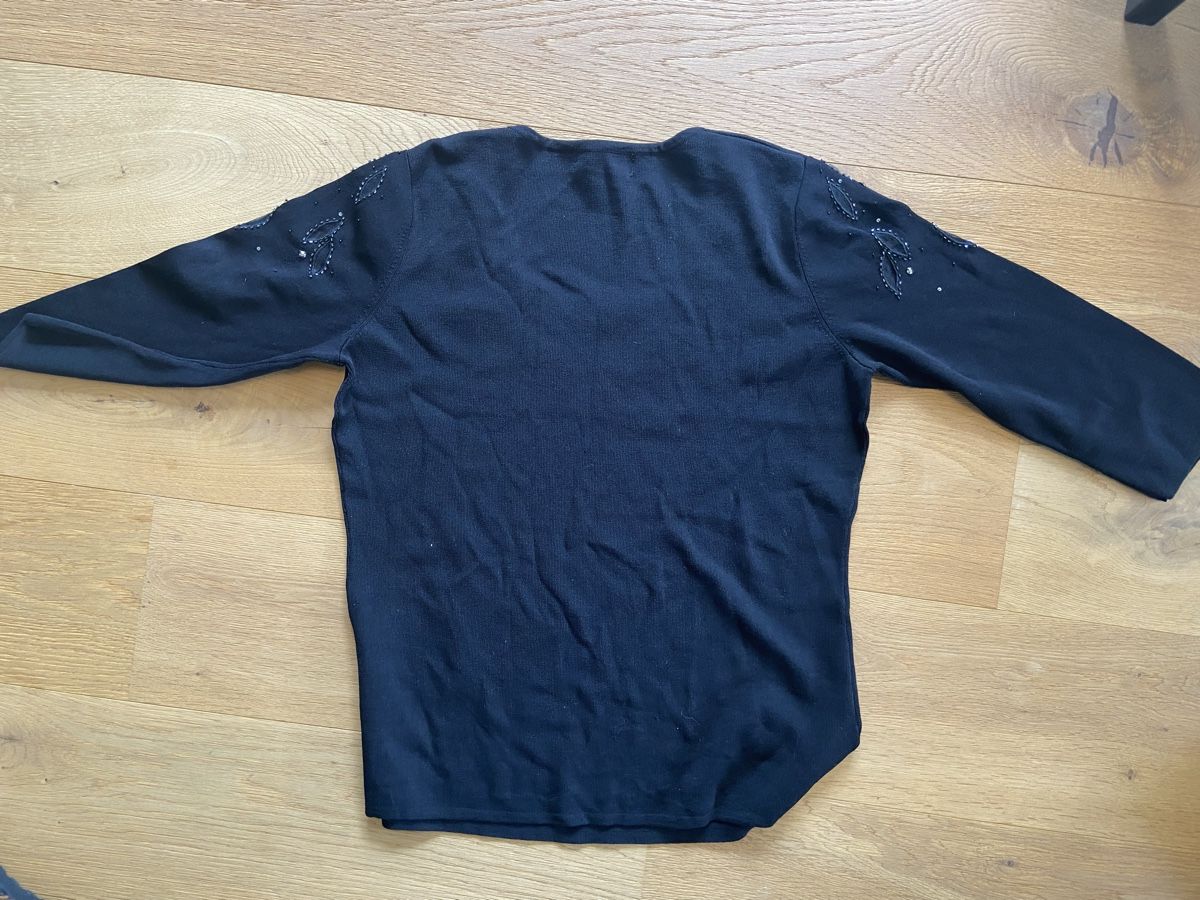 C&A Maglioni & Felpe: Sixth Sense Schwarzer Pullover mit Applikation, Gr. 44/46 – Usato da Brig venduto da jch_rq8z 4