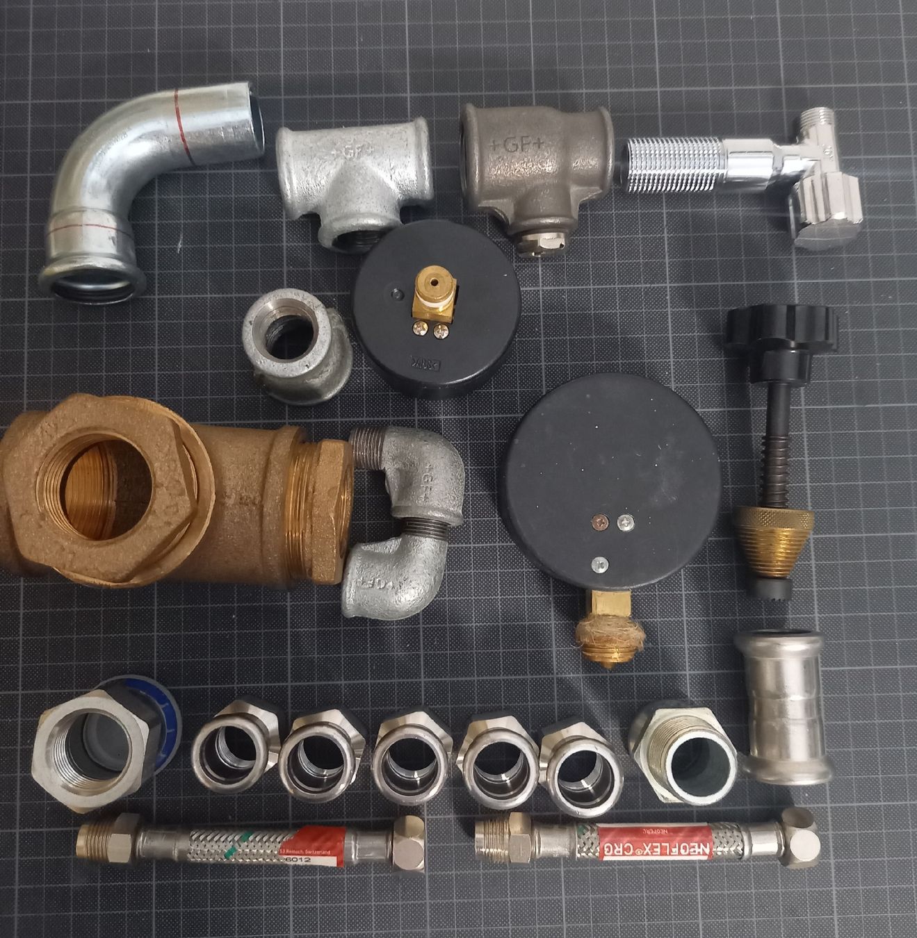 Tous les outils: Assortimento idraulico. – Neuf (Voir description) à Minusio par epp_cty9 1