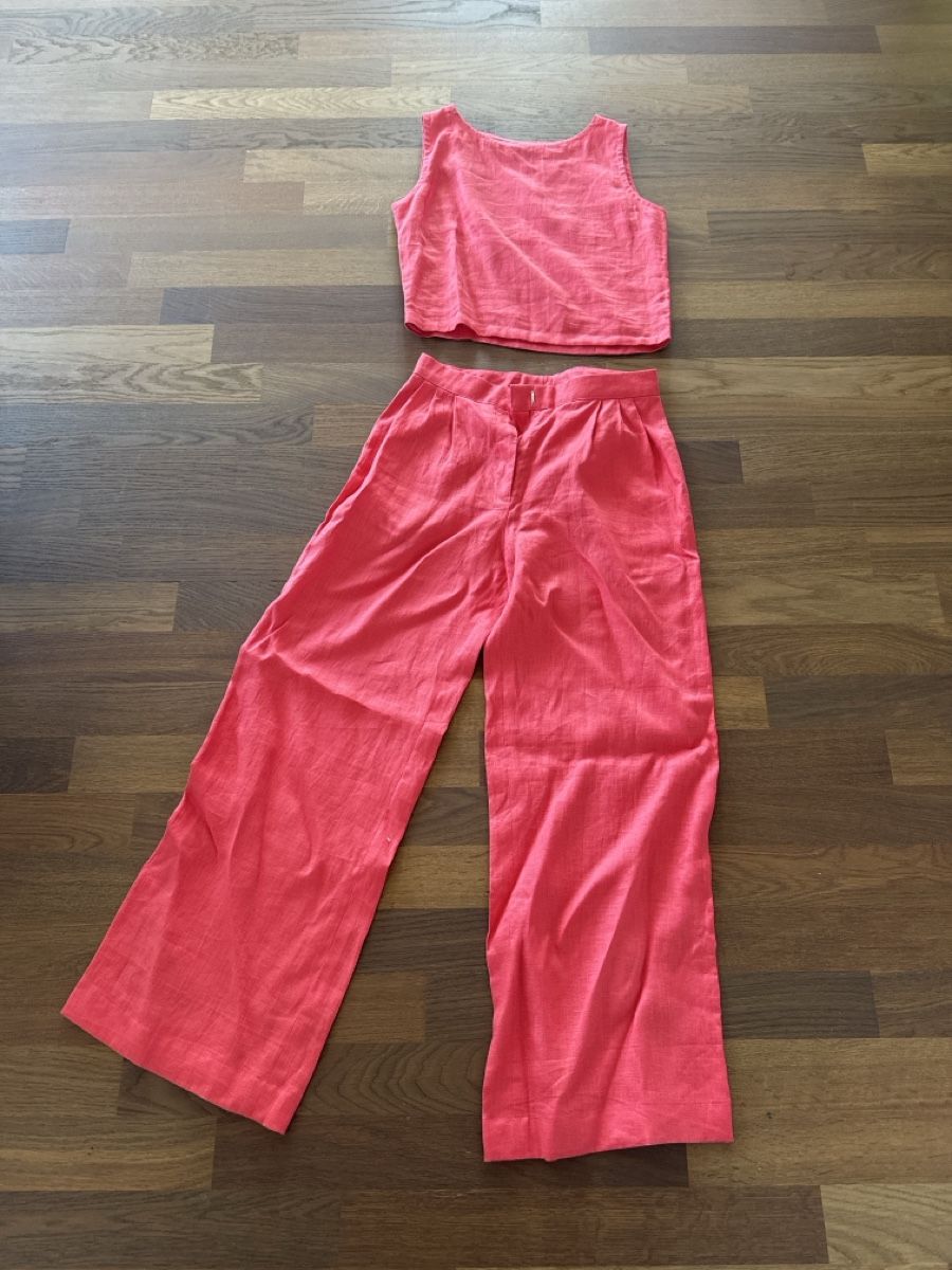 Top: Damen Leinen Set Koralle Grösse 34  – Usato da Zürich venduto da CarouT 1