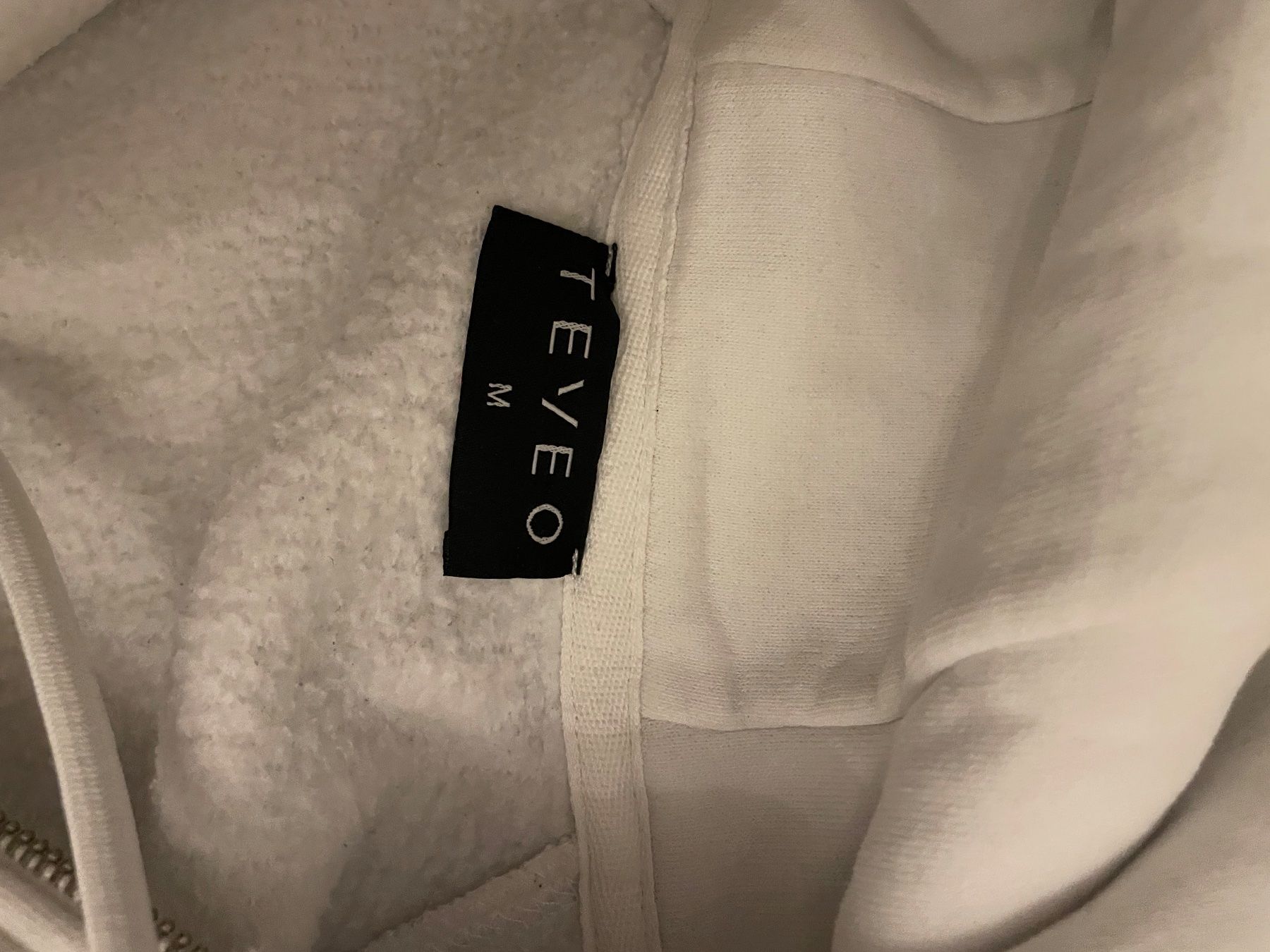 Teveo Pullover & Sweatshirts: TEVEO Pullover – Gebraucht aus Zürich von Ivona3 1