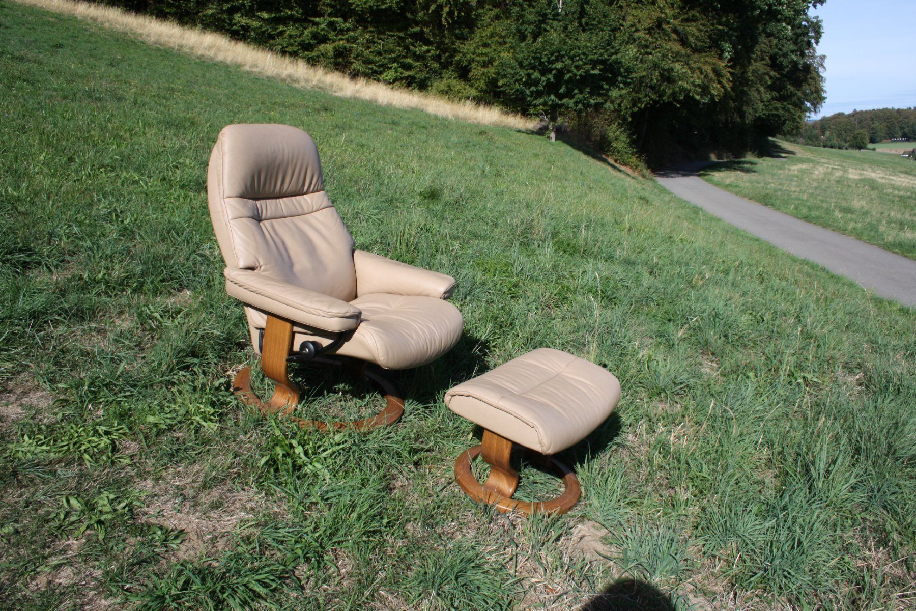 Stressless Poltrone: Stressless Relaxsessel mit Hocker Sessel – Usato da Wauwil venduto da Vintagesky 8