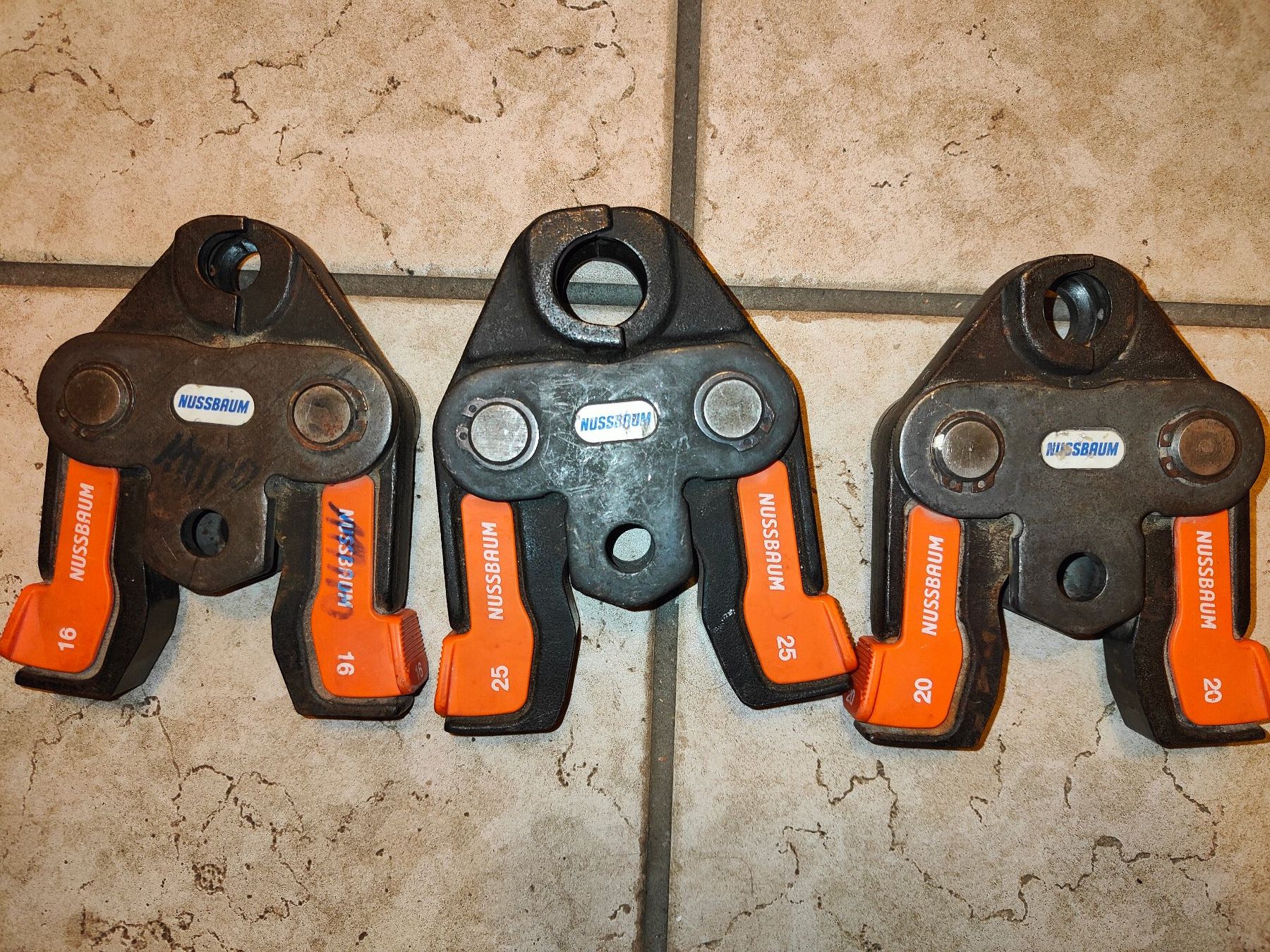 Tous les outils: Nussbaum Presswerkzeug T6 – D'occasion à Studen BE par Paplo 5