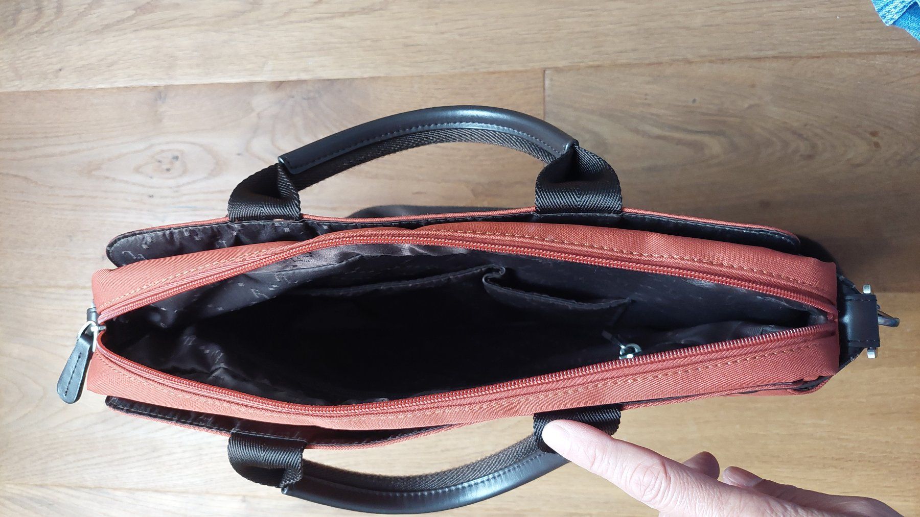 Koffer & Taschen: Sac "porte-documents" en très bon état. – Gebraucht aus Grandson von Dobbyl 1