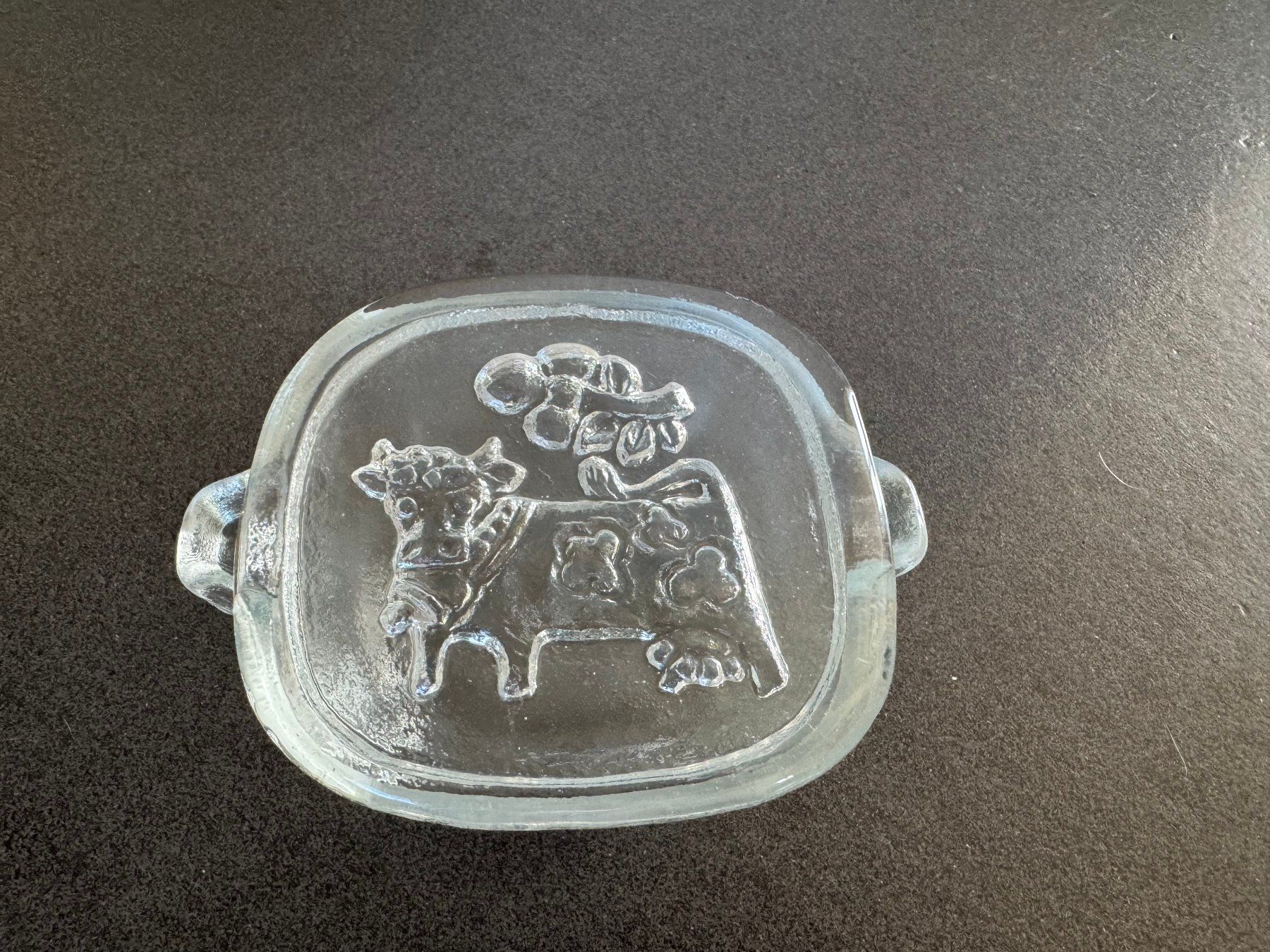 Glasi Hergiswil Bicchieri: Glasi Hergiswil Glasdose mit Deckel "OLMA" – Usato da Fribourg venduto da tschjoly 1